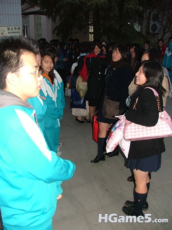 551f194ag6989e8018fd1&690.jpg