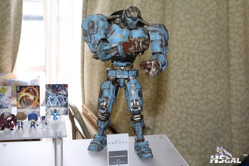 m002.jpg