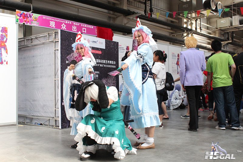 女仆的故事.jpg