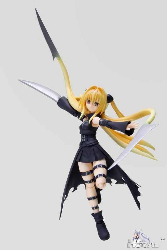 FIG-MOE-08363_04.jpg