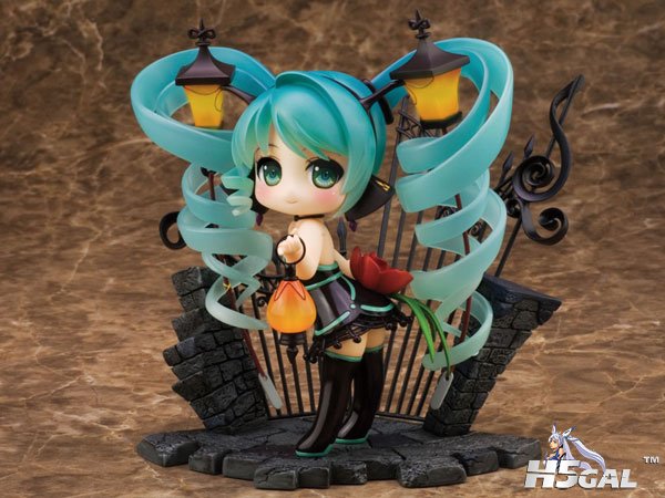 FIG-MOE-9230_01.jpg