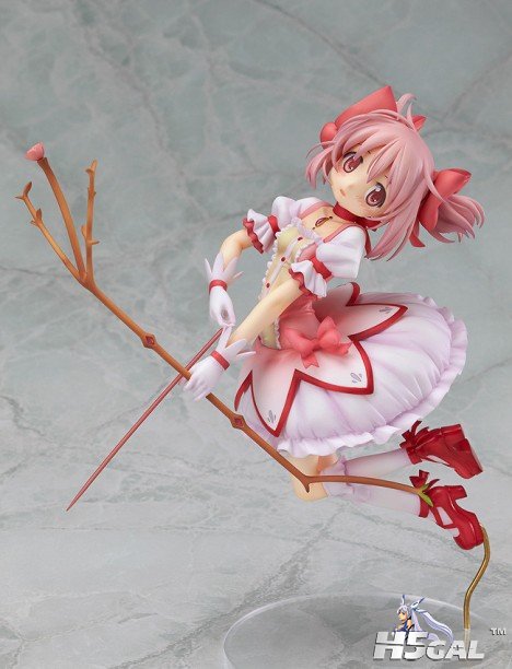Puella-Magi-Madoka-Magica-Kaname-Madoka-Movie-Figure-by-Good-Smile-Company-002-468x612.jpg