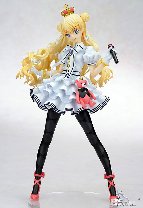 FIGURE-000743_01.jpg