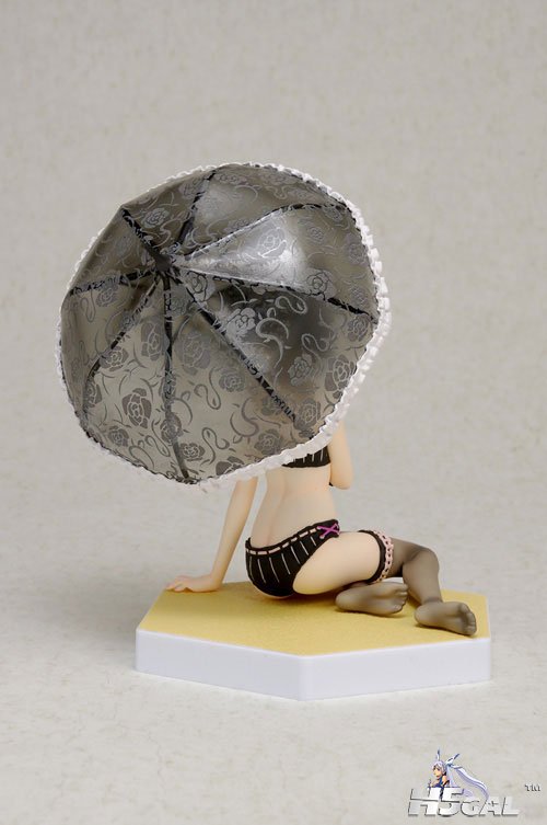 FIGURE-004641_02.jpg