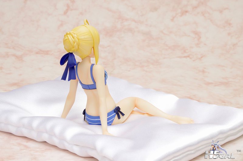 Saber-Bikini-Figure-2.jpg