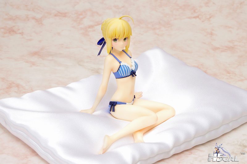Saber-Bikini-Figure-3.jpg